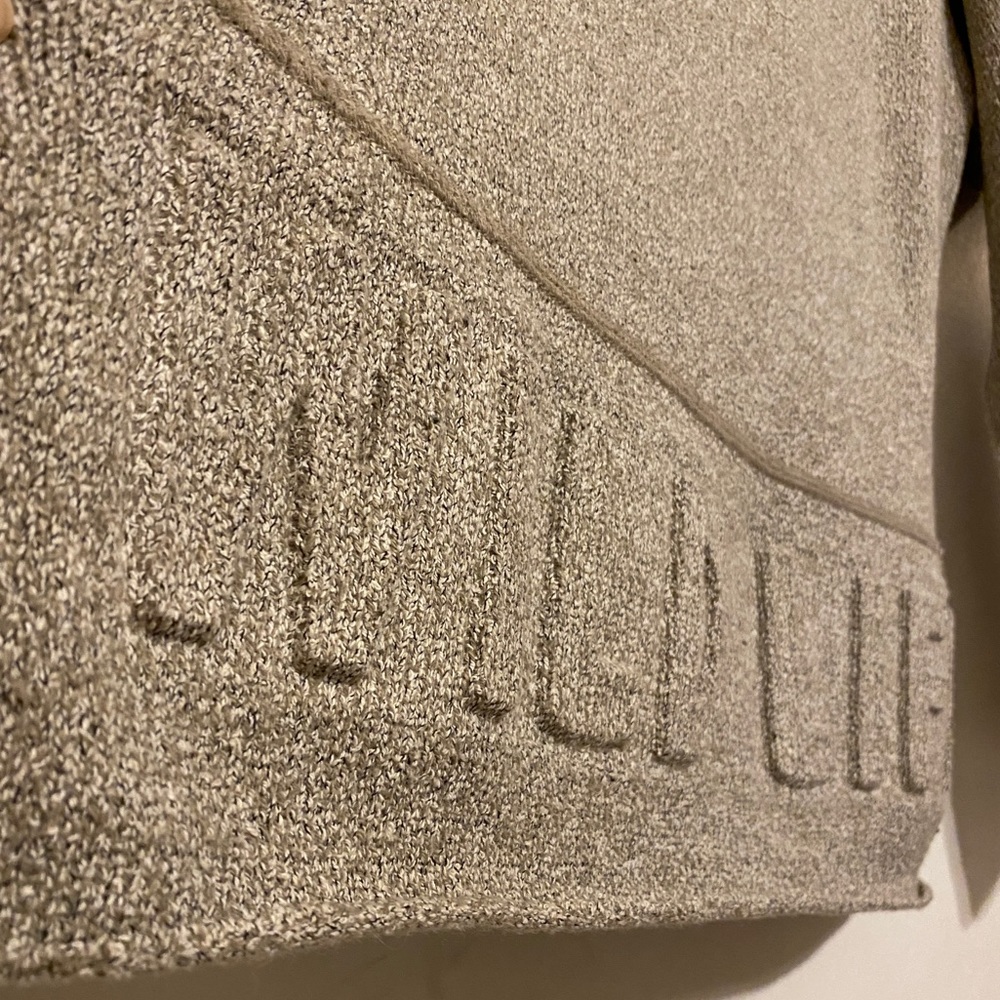 Zara sweater - Picture 2 of 3